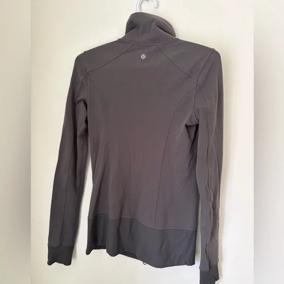 Lululemon Nice Asana Jacket - Picture 5 of 5